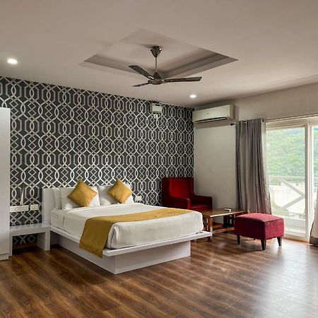 Mystic Hotel Koramangala Bangalore Buitenkant foto